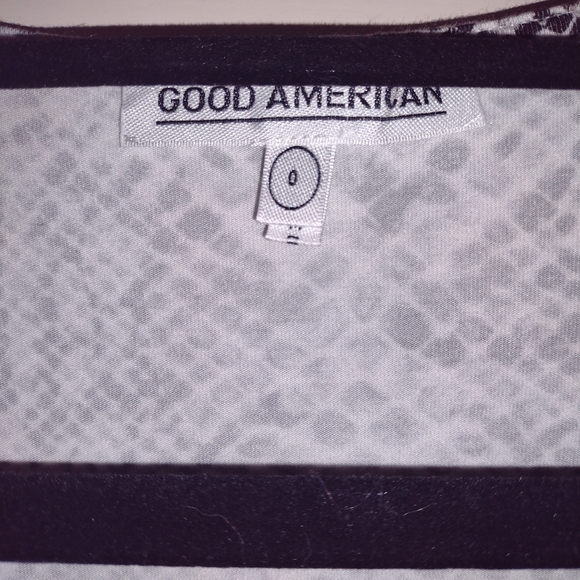 Good American snake print wrap around long sleeve dress - Picture 7 of 8